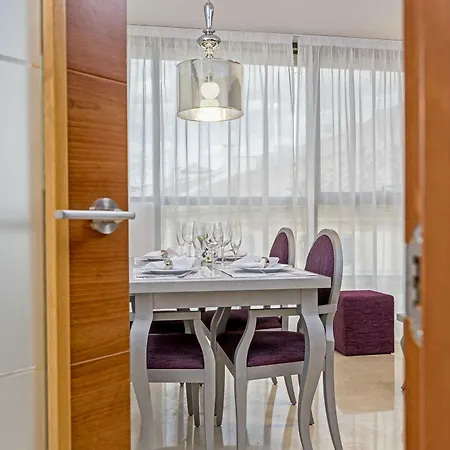 Goodplaces Larios Apartamento